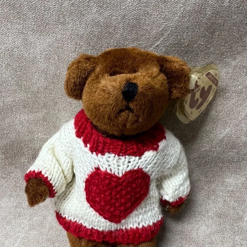 TY Beanie Baby Attic Treasure Collection Casanova Bear Heart Sweater 1993 w tag.